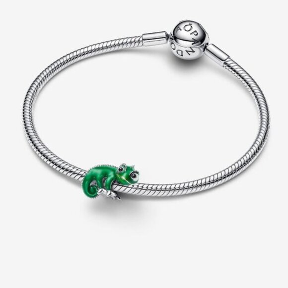 Pandora Disney Tangled Pascal Colour-changing Charm - Picture 3 of 5